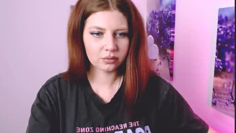 Lizzy3 online show from December 2025 12:58:01 PM