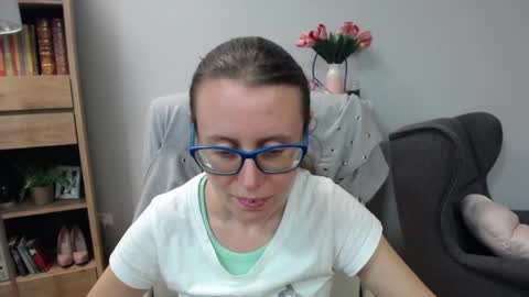 Lizzy online show from June 2026 04:25:02 AM