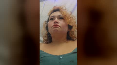 Snapshot of lizzyice8 chatting on December 2025 01:22:02 AM lizzyice8 online show from December 2025 01:22:02 AM