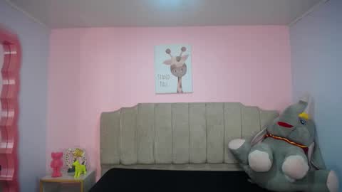 Lizzy SCHEDULE BROADCASTING Monday-Saturday 11am4pm Colombia online show from February 2025 11:44:02 AM