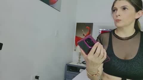 Snapshot of lizzymontana chatting on February 2026 05:53:01 PM Liz online show from February 2026 05:53:01 PM