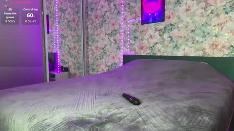 Lizzy 3 online show from April 2026 02:29:01 PM