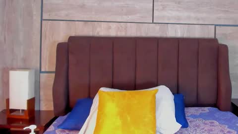 LizzySato online show from November 2025 09:15:01 PM