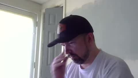 Snapshot of lj345689 chatting on April 2026 02:44:02 PM lj345689 online show from April 2026 02:44:02 PM