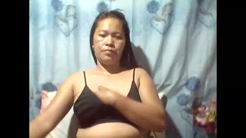 Snapshot of llanie888 chatting on March 2025 07:02:01 AM llanie888 online show from March 2025 07:02:01 AM