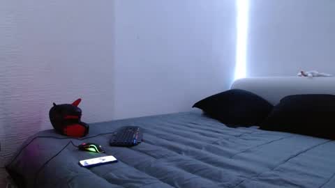 Snapshot of lliamm_2 chatting on February 2025 06:51:01 PM lliamm 2 online show from February 2025 06:51:01 PM