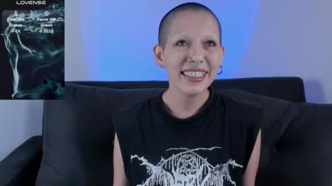 Lynx Mist online show from November 2025 09:58:01 PM