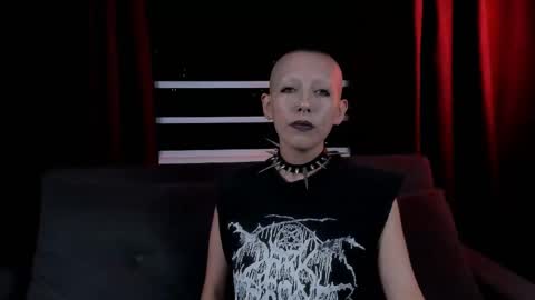 Lynx Mist online show from February 2026 12:11:02 AM