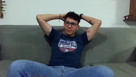 Snapshot of lobomx19 chatting on March 2025 02:12:02 AM Lobo online show from March 2025 02:12:02 AM