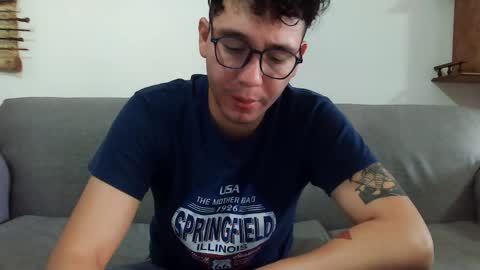 Snapshot of lobomx19 chatting on March 2025 03:56:01 PM Lobo online show from March 2025 03:56:01 PM