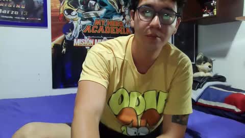 Snapshot of lobomx19 chatting on October 2025 04:23:02 AM Lobo online show from October 2025 04:23:02 AM