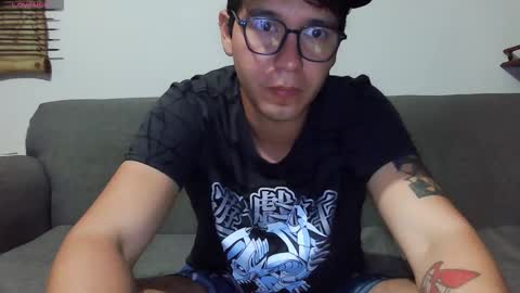 Snapshot of lobomx19 chatting on November 2025 05:32:02 AM Lobo online show from November 2025 05:32:02 AM