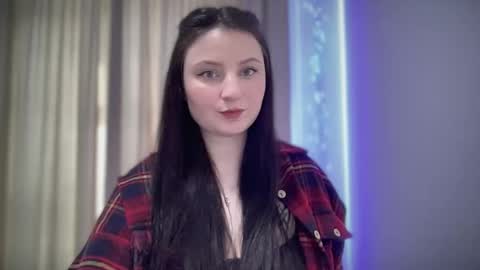 locaalis1 online show from February 2025 12:18:02 PM