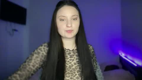 locaalis1 online show from October 2025 10:58:02 AM