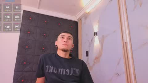 logan_and_rachel online show from April 2026 07:22:01 PM