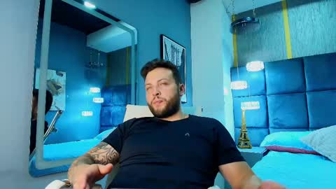 Snapshot of logan_austin chatting on April 2026 08:33:01 PM logan_austin online show from April 2026 08:33:01 PM