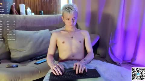 Snapshot of logan_mett chatting on March 2026 07:45:02 AM Logan online show from March 2026 07:45:02 AM