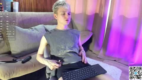 Snapshot of logan_mett chatting on April 2026 11:41:02 AM Logan online show from April 2026 11:41:02 AM