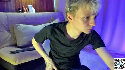 Snapshot of logan_mett chatting on April 2026 12:48:02 PM Logan online show from April 2026 12:48:02 PM