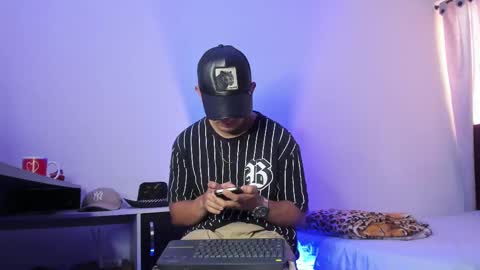 Logan morris online show from February 2025 09:15:02 PM