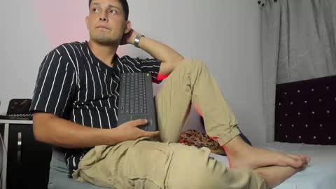 Logan morris online show from February 2025 03:19:01 AM