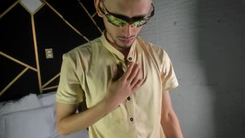 Snapshot of logan_rogers chatting on October 2025 02:16:02 PM Logan Rogers online show from October 2025 02:16:02 PM