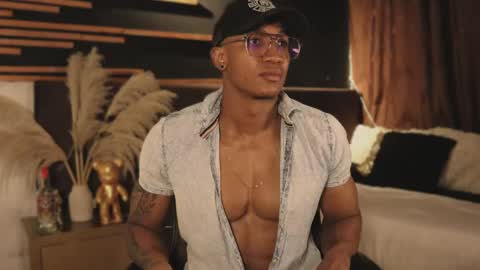 logan_varela online show from January 2025 08:45:02 PM