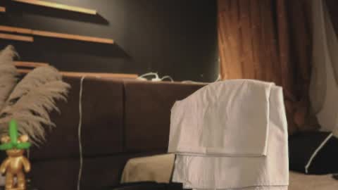 logan_varela online show from January 2025 04:27:01 AM