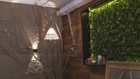 logan_varela online show from September 2025 12:51:01 PM