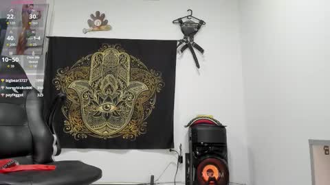 Snapshot of logan_whitters01 chatting on October 2025 11:55:02 AM LOGAN WHITTERS online show from October 2025 11:55:02 AM