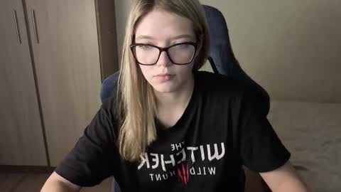 Logan and Katana online show from December 2025 04:03:02 PM