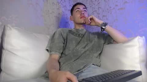 Snapshot of loganfoster_ chatting on November 2025 08:21:02 PM Loganfoster online show from November 2025 08:21:02 PM