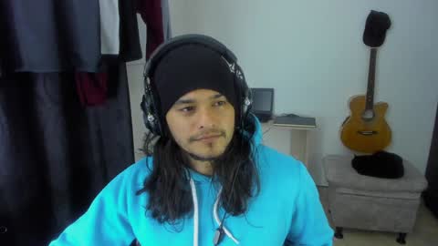 Snapshot of loganhot22 chatting on January 2025 05:40:01 AM Logan online show from January 2025 05:40:01 AM