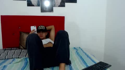 Snapshot of logannthh chatting on April 2026 04:19:01 AM logannthh online show from April 2026 04:19:01 AM