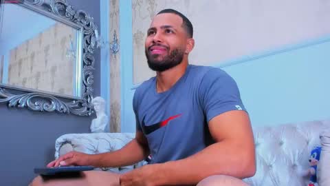 U can call me Logan online show from September 2025 02:00:02 AM