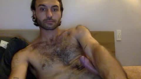 logeil27 online show from November 2025 05:42:02 AM