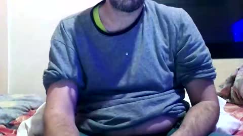 lokito83 online show from December 2025 01:12:02 AM