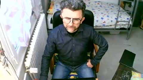 lokoum39 online show from February 2026 04:38:02 PM