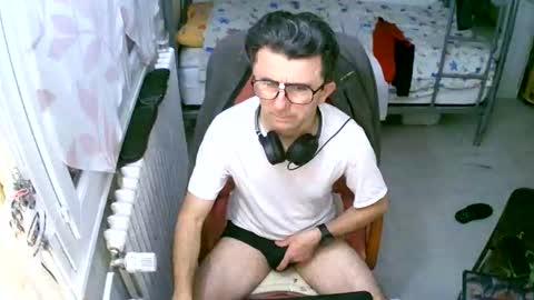 lokoum39 online show from February 2026 07:10:01 PM