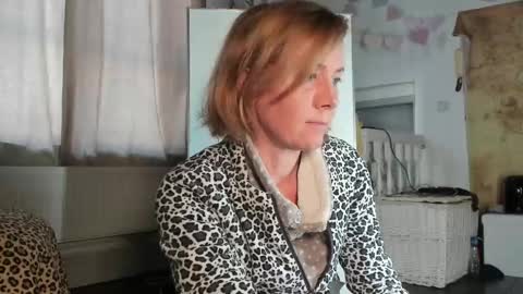 Snapshot of lola_belgium chatting on March 2025 02:54:01 PM lola_belgium online show from March 2025 02:54:01 PM