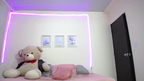 Snapshot of lola_calypso chatting on March 2026 02:06:01 AM Lola Calypso online show from March 2026 02:06:01 AM