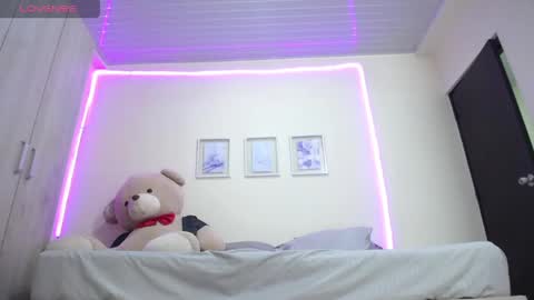 Snapshot of lola_calypso chatting on April 2026 06:19:01 AM Lola Calypso online show from April 2026 06:19:01 AM