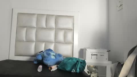 Snapshot of lola_js chatting on November 2025 04:39:02 AM lola_js online show from November 2025 04:39:02 AM