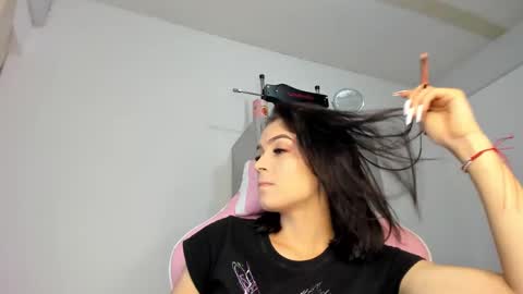 Lola Kamila online show from January 2025 10:15:02 PM