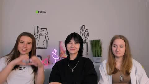 Snapshot of lola_swon chatting on September 2025 08:50:02 AM Lola online show from September 2025 08:50:02 AM