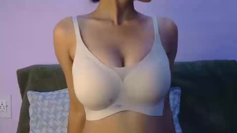Snapshot of lolaa_darling chatting on March 2026 07:58:01 AM lolaa online show from March 2026 07:58:01 AM
