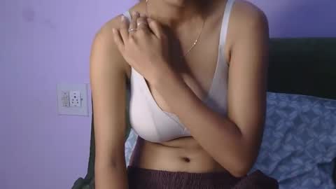 Snapshot of lolaa_darling chatting on March 2026 05:24:01 AM lolaa online show from March 2026 05:24:01 AM