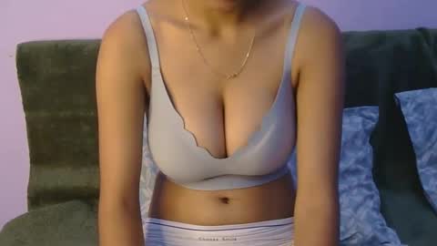 Snapshot of lolaa_darling chatting on March 2026 09:47:02 AM lolaa online show from March 2026 09:47:02 AM