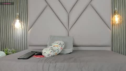 Snapshot of lolabunnysc chatting on March 2026 12:21:02 PM lolabunnysc online show from March 2026 12:21:02 PM