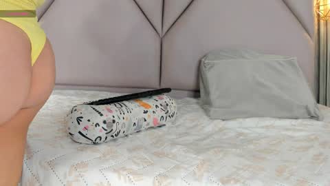 Snapshot of lolabunnysc chatting on April 2026 12:24:01 PM lolabunnysc online show from April 2026 12:24:01 PM